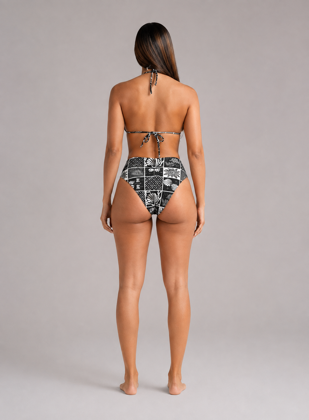 Merey Black Essential Triangle